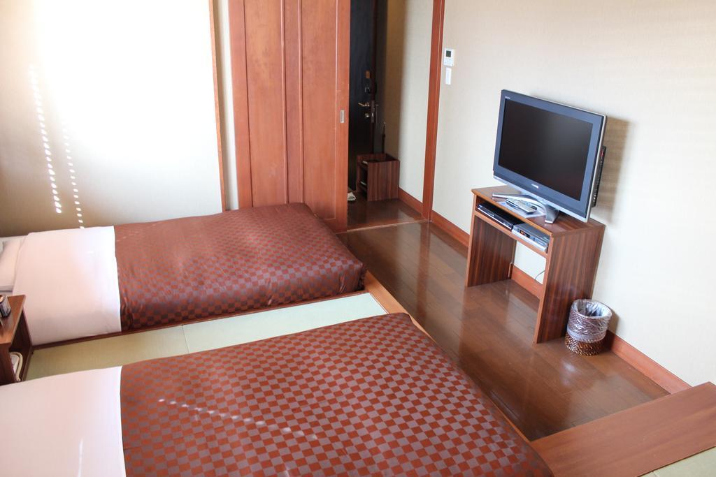Hotel Saika Fujisawa Exterior photo